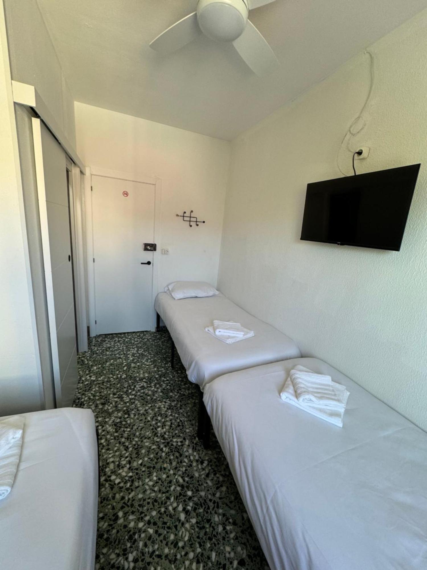 Pension Rioka Calpe Buitenkant foto